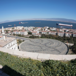 İzmir: Ege'nin incisi İzmir'in tarihi ve turistik mekanları
